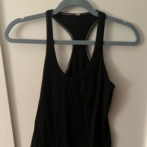 Black lululemon tank